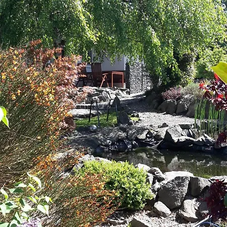 Fuer Sieben Personen Holiday home Friedrichshausen